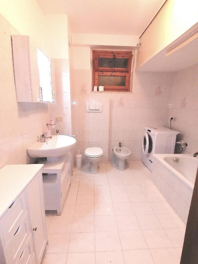 Appartement Marine Kiss à Civitavecchia Extérieur photo